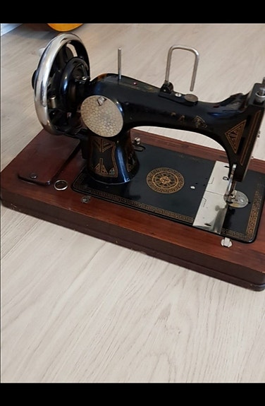 Product image 1 of 8