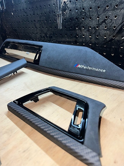 Product image 1 of 7