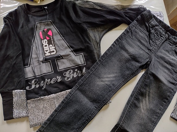 Product image 1 of 6