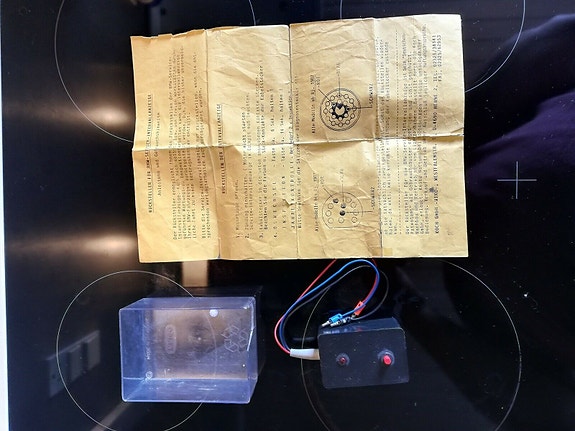 Product image 2 of 3