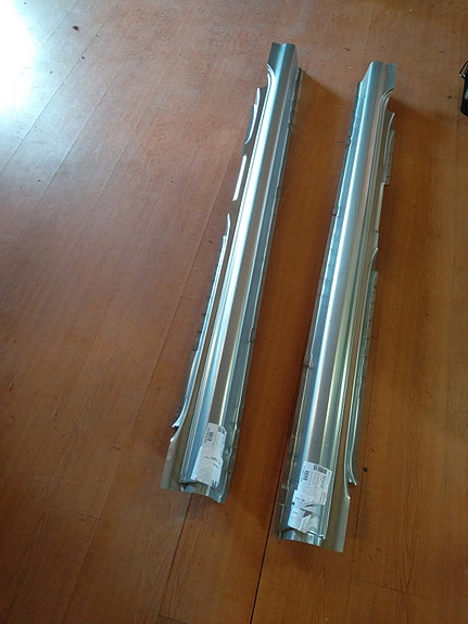 Product image 1 of 3