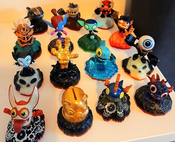 Product image 1 of 3