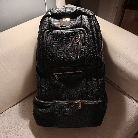 Product image 1 of 7