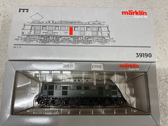 Product image 1 of 5