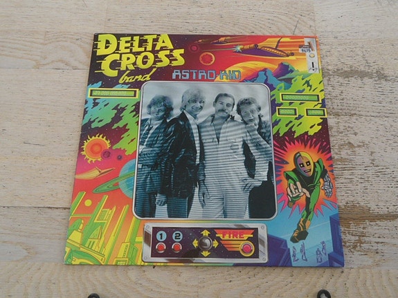 Product image 1 of 3