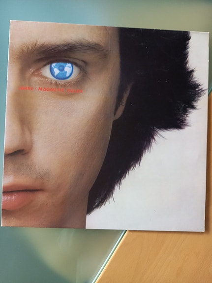 Product image 1 of 2