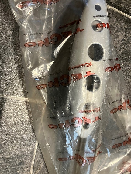 Product image 1 of 6