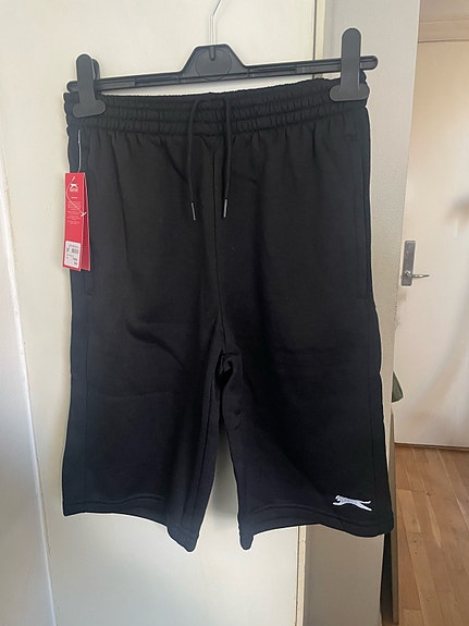 Product image 1 of 8