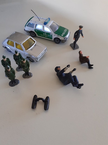 Product image 1 of 3