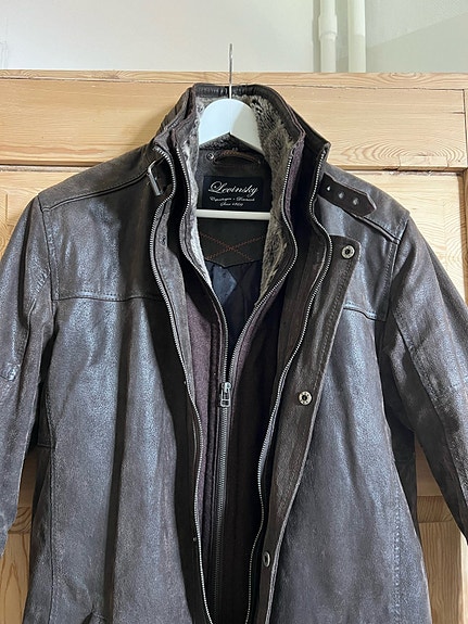 Product image 1 of 3