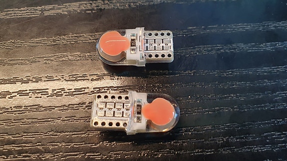 Product image 1 of 2