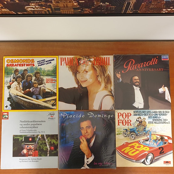 Product image 3 of 6