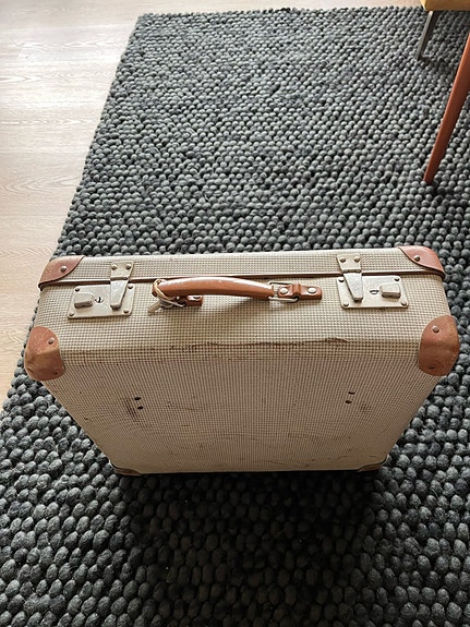 Product image 1 of 6