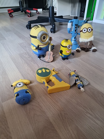 Product image 1 of 2