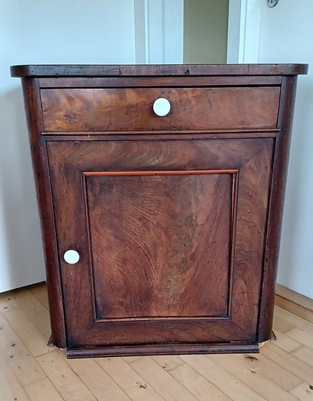 Product image 1 of 8