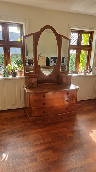 Product image 1 of 7