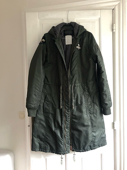 Product image 1 of 10