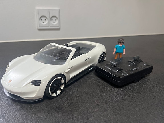 Product image 1 of 2