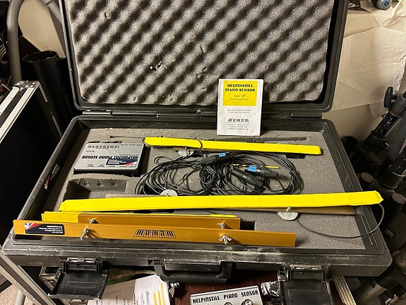 Product image 1 of 8