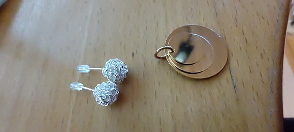 Product image 1 of 3