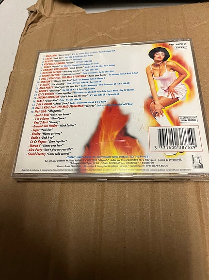 Product image 1 of 2