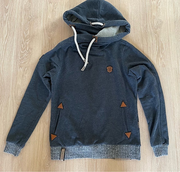 Product image 1 of 3