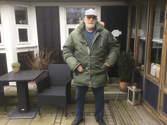 Product image 1 of 6