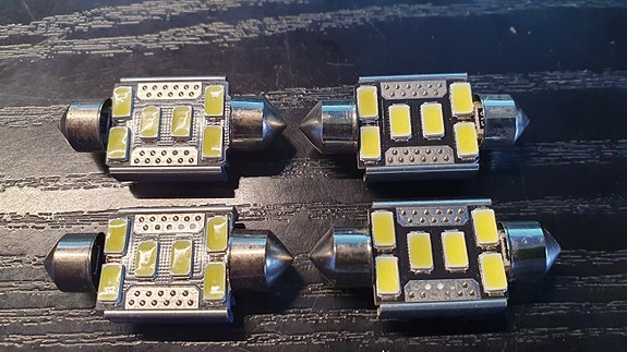 Product image 1 of 2