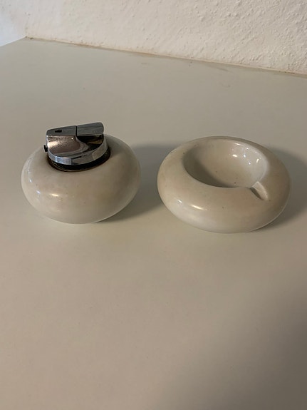 Product image 1 of 2