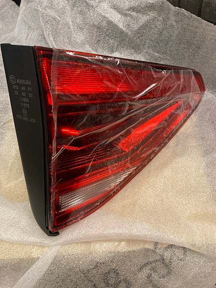 Product image 1 of 2