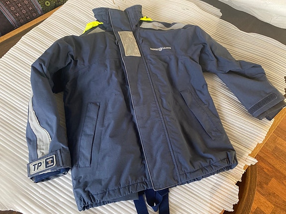 Product image 1 of 8