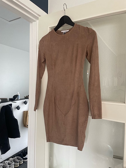 Product image 1 of 8