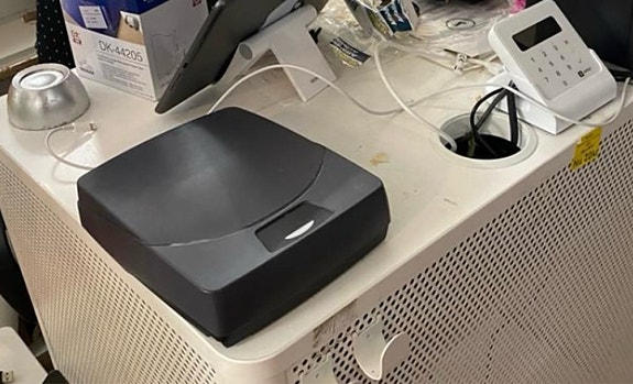 Product image 1 of 4