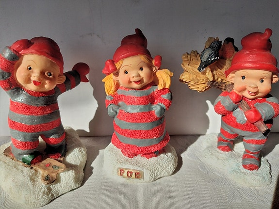 Product image 1 of 2