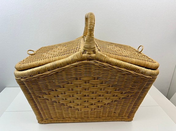 Product image 1 of 8