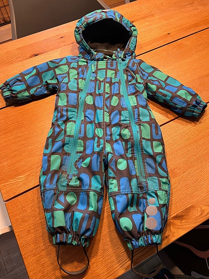 Product image 1 of 2