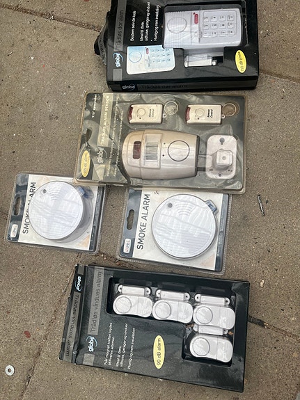 Product image 3 of 4