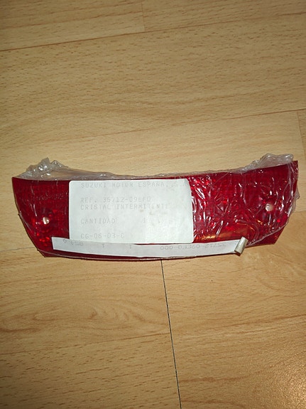 Product image 1 of 3