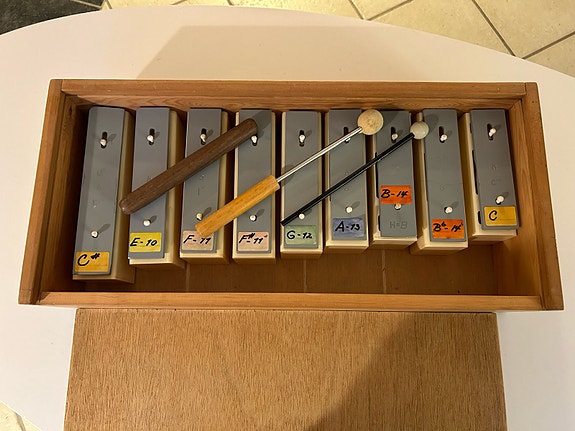 Product image 1 of 6