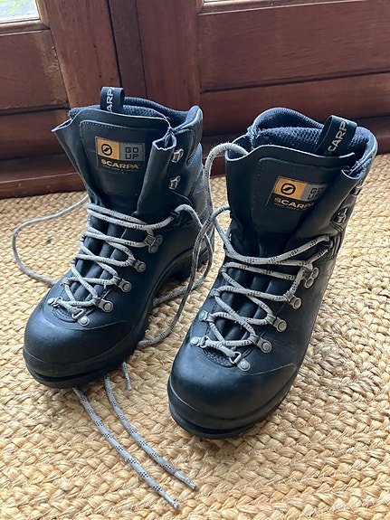 Product image 1 of 4