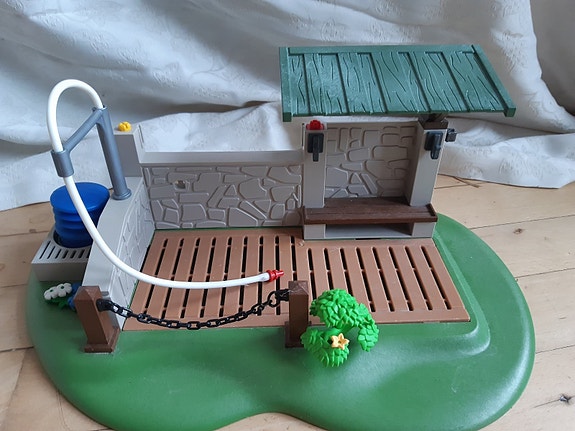 Product image 1 of 2