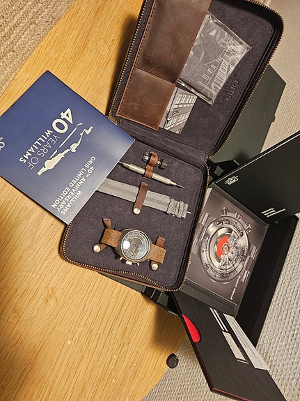 Product image 7 of 8