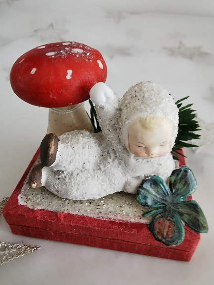 Product image 1 of 3