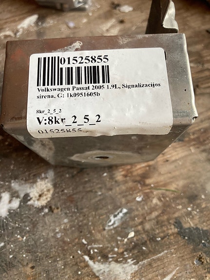 Product image 1 of 3