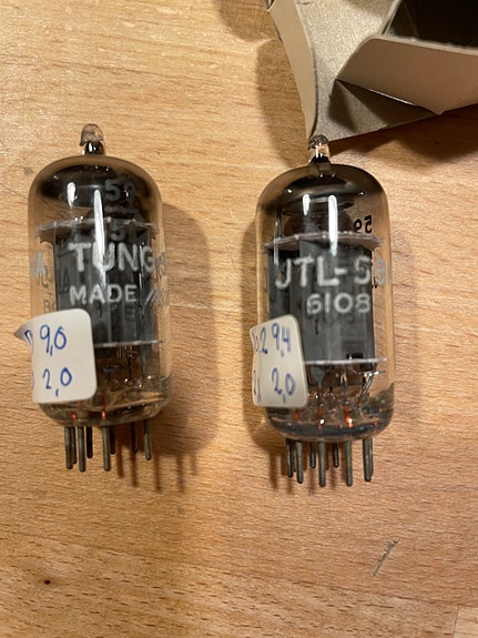 Product image 2 of 8