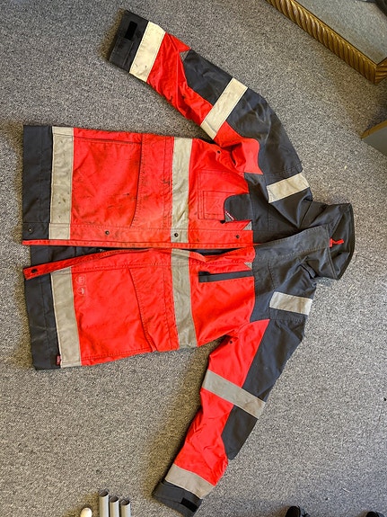 Product image 1 of 4