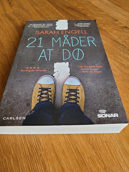 Product image 1 of 2