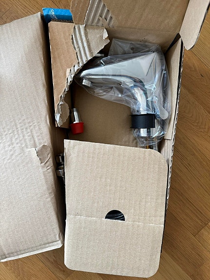 Product image 1 of 2