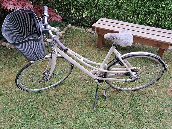 Product image 1 of 8