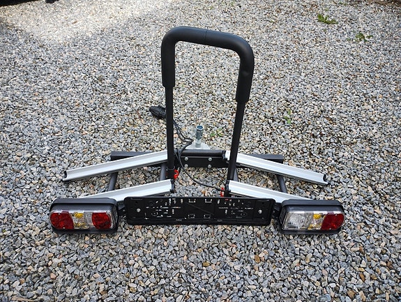 Product image 1 of 8